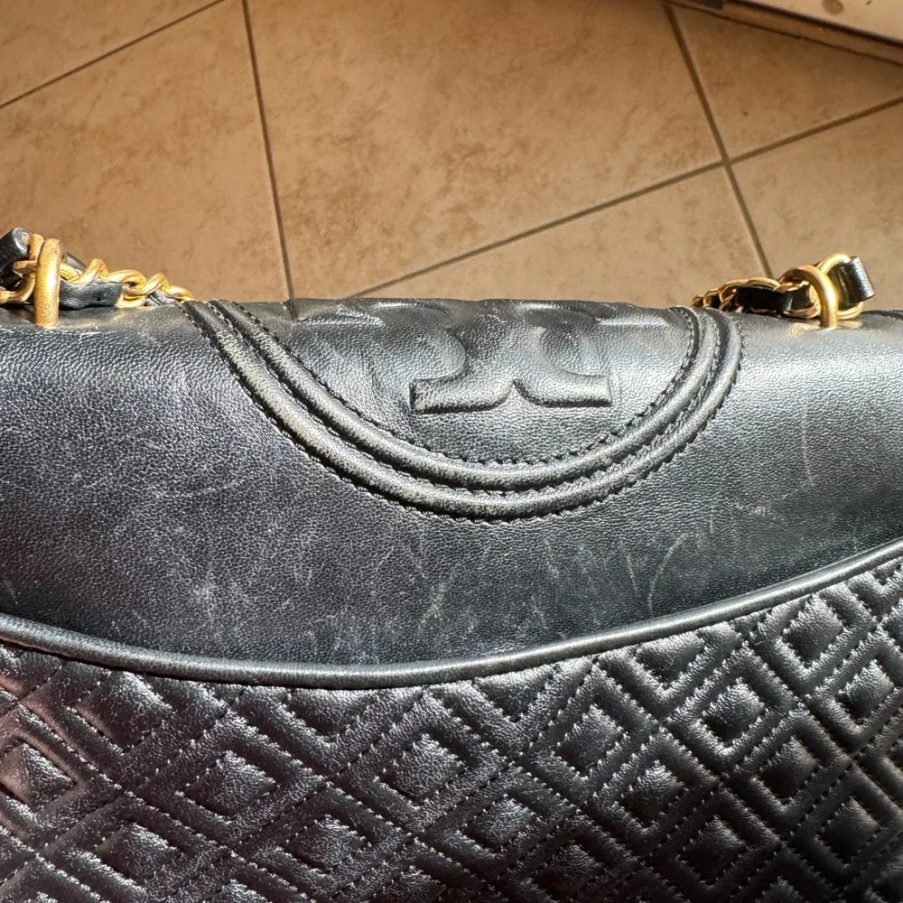 Tory Burch Fleming Purse - Picture 9 of 10